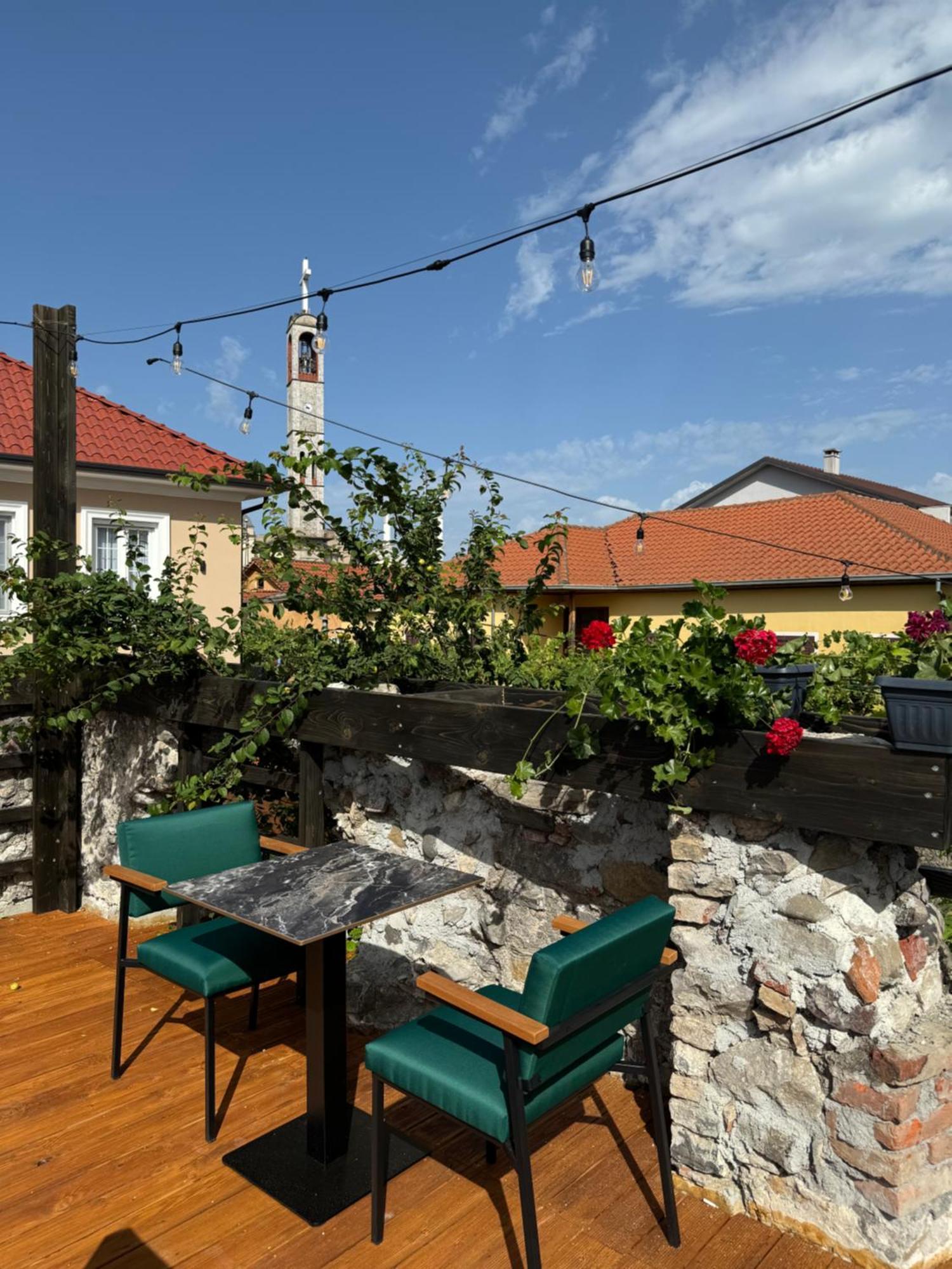 Hotel Ikona Shkodra Exterior foto